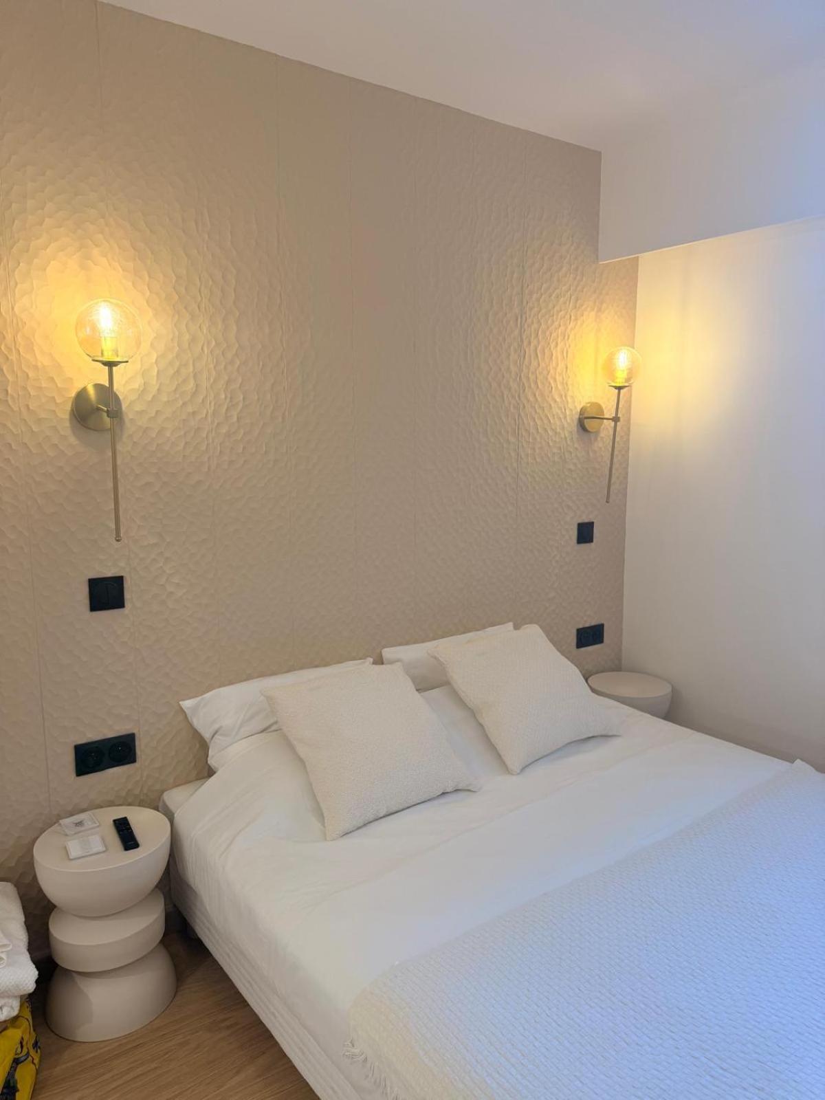 Luxury 2 Bedrooms Center Of - Croisette