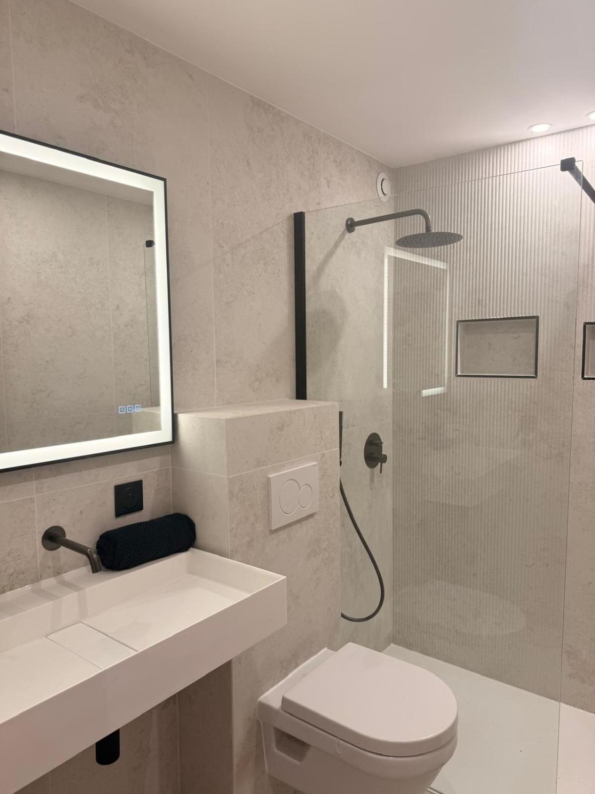 Luxury 2 Bedrooms Center Of - Croisette Appartement